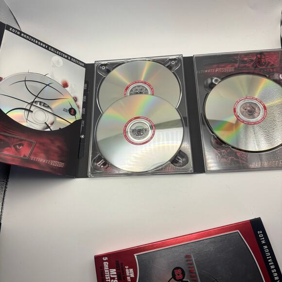 DVD Ultimate Michael JORDAN 23 MJ's 5 Best Games 20th Anniversary Collectors Ed - Picture 3 of 3